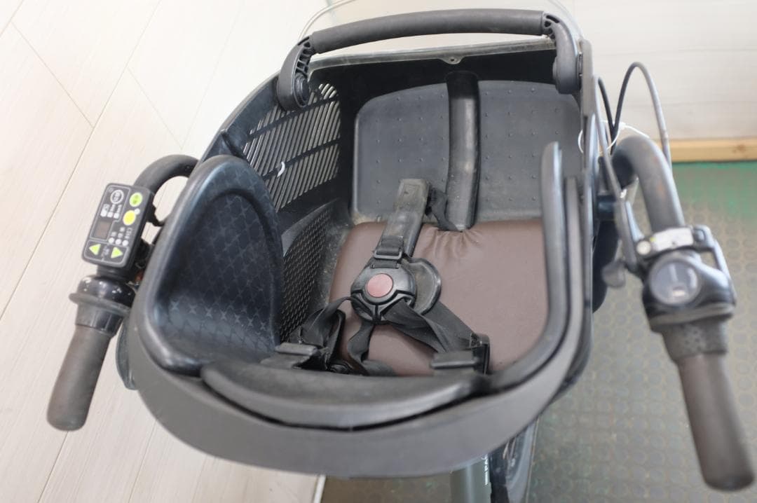 み*ん様 電動自転車ヤマハPAS　KISS　20インチ　3段　12.8Ah充電器