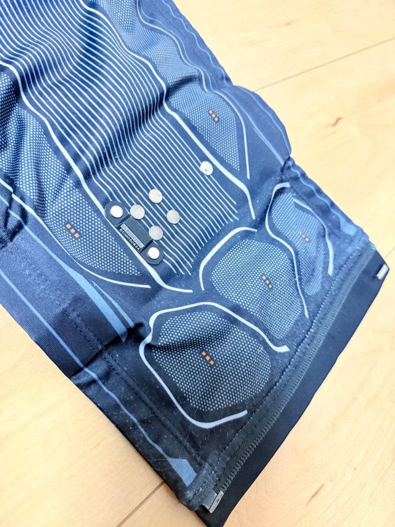 SIXPAD パワースーツコアベルトEMS腹筋トレーナー Mサイズ