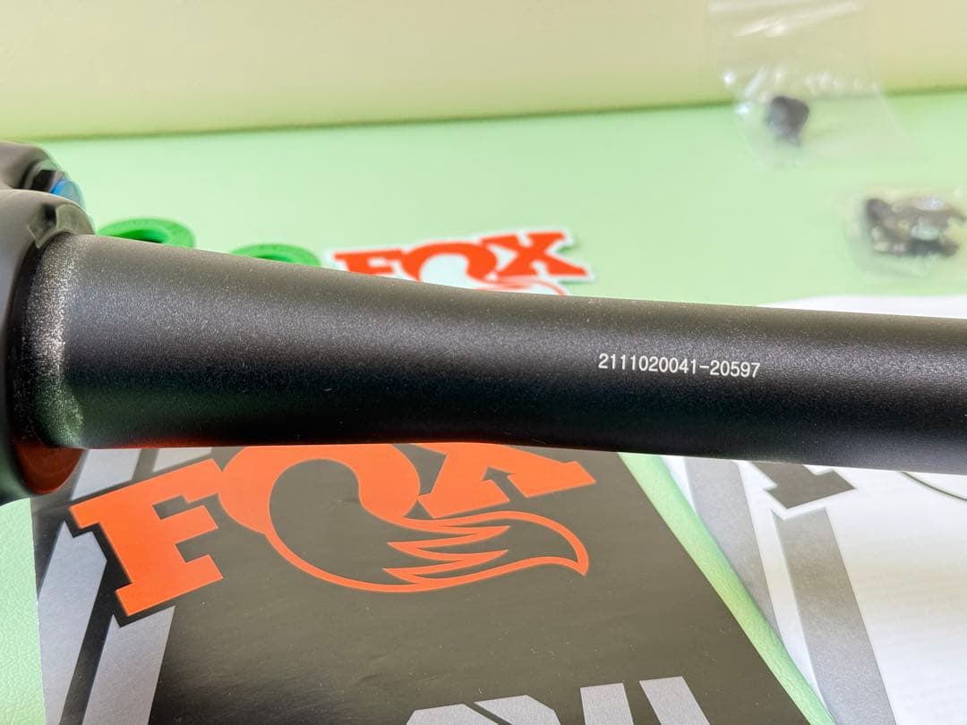 新品未使用 FOX 34 Factory 29 140mm FIT4 Boost