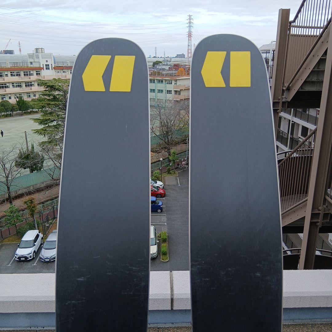 ARMADA JJ 185cm　　　　　　 MARKER SQUIRE