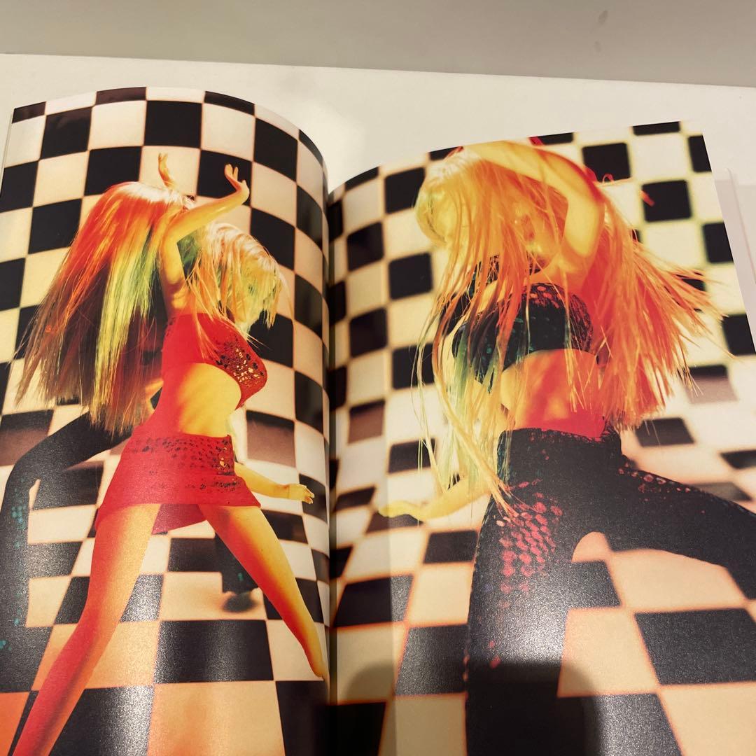 ジェニー : オフィシャル・ビジュアル・ブック