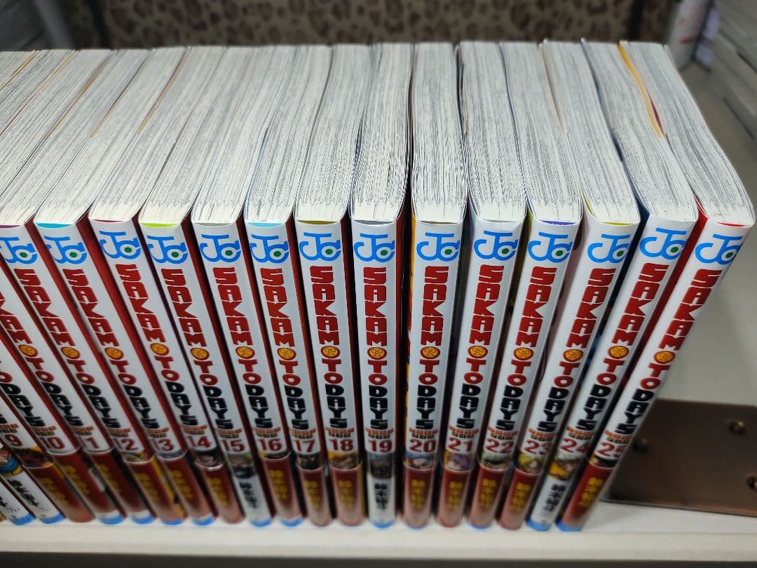 中古　SAKAMOTO DAYS　サカモトデイズ1〜25巻