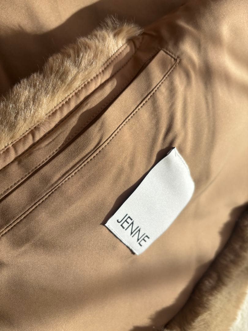 【新品タグ付き】JENNEリッチボリュームファーケープポンチョ