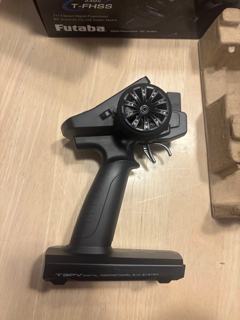 Futaba T3PV 送信機 R314SB-E受信機x1セット