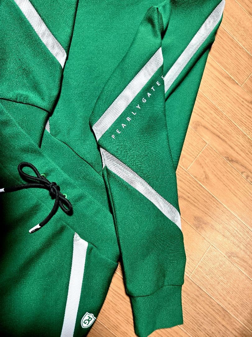 ❣️美品❣️EARLY GATES モックネック、スカート❣️セットアップ❗️