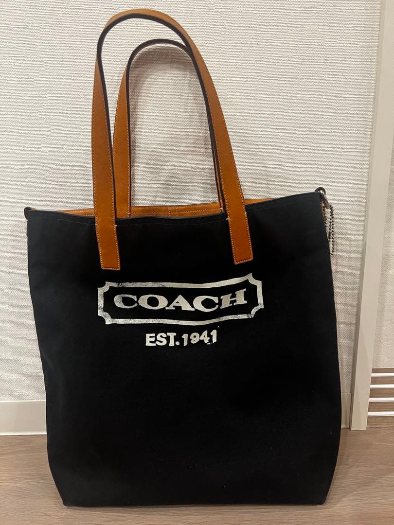 COACH × ヒューゴ・ギネス コラボトートバッグ レザー&キャンバス