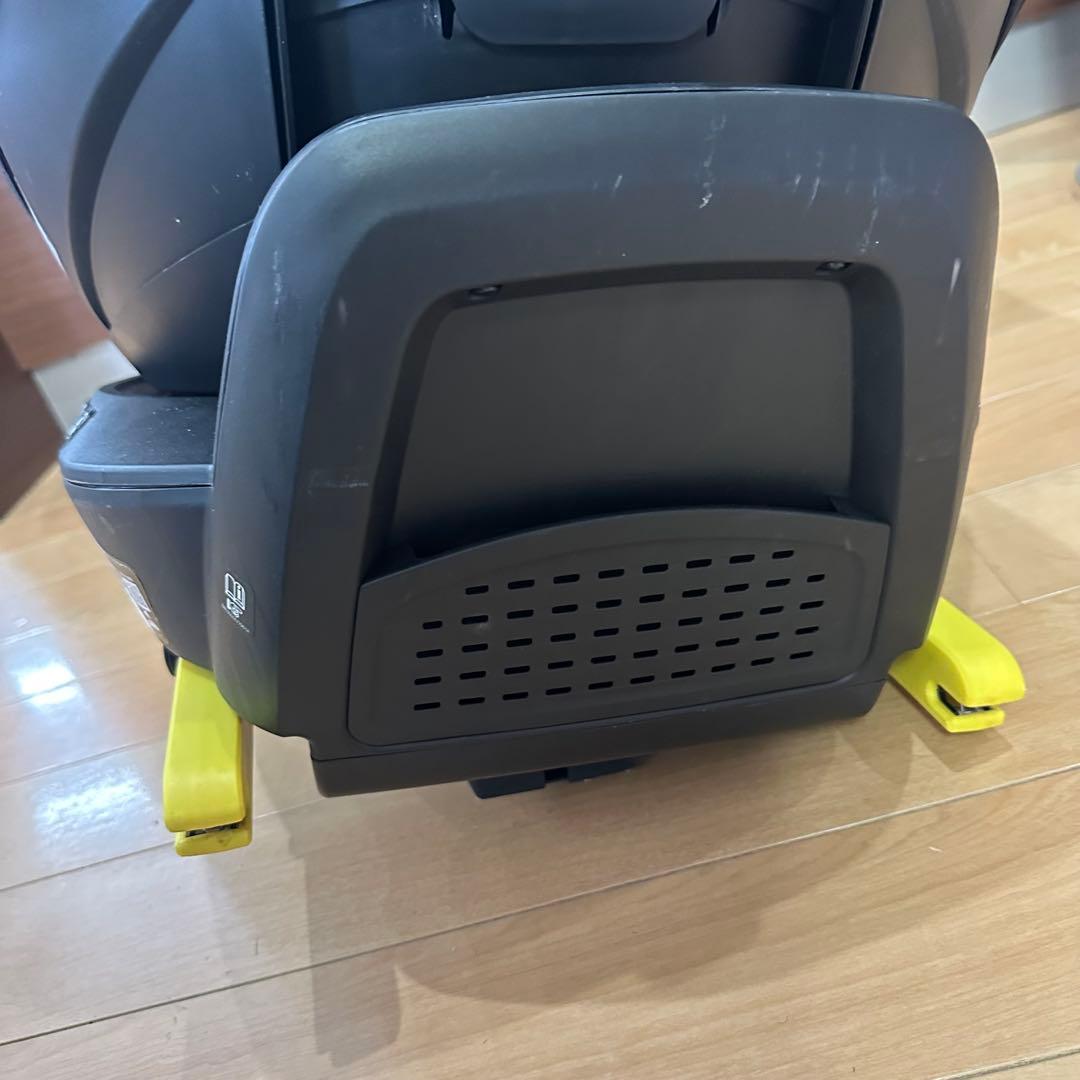 美品 Aprica アップリカ クルリラ ビッテ エックス 黒 ISOFIX