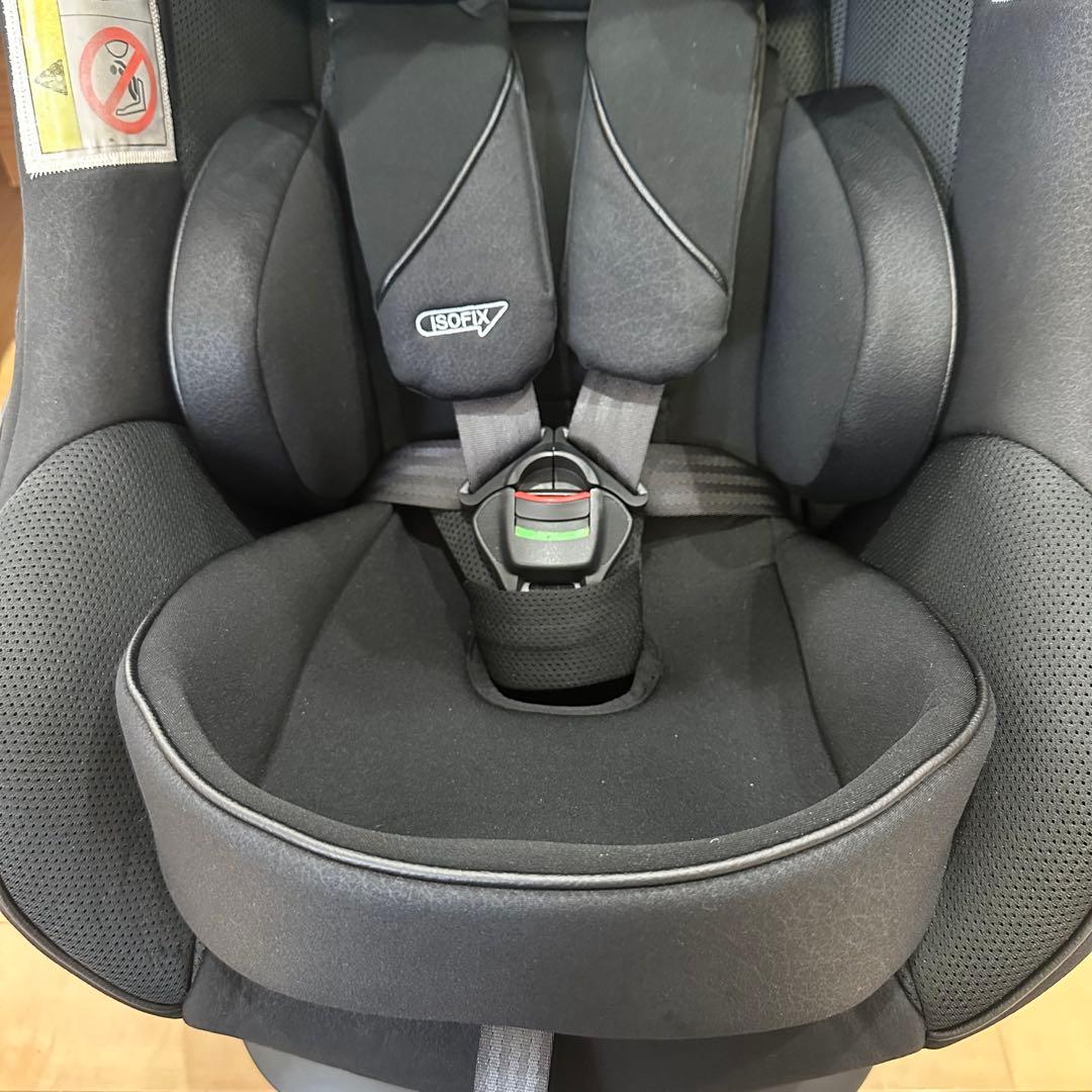 美品 Aprica アップリカ クルリラ ビッテ エックス 黒 ISOFIX