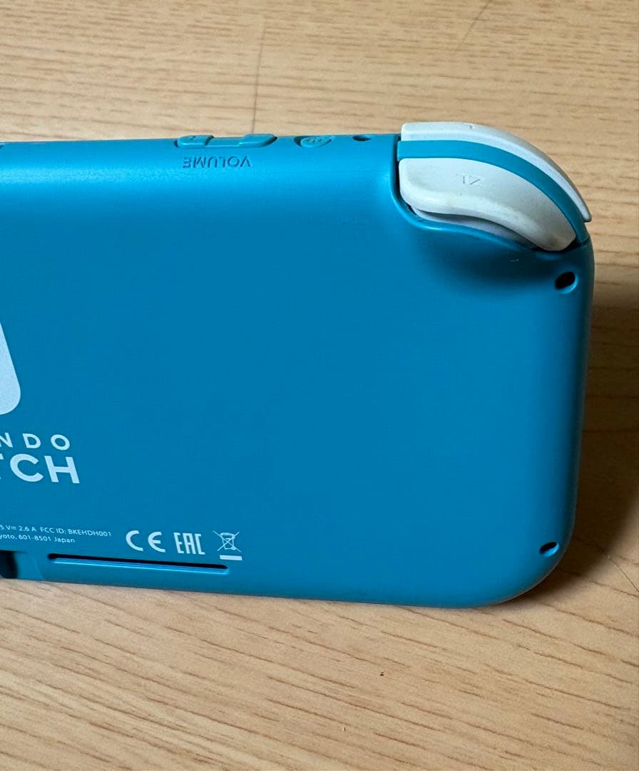 任天堂　スイッチ　ライト　ターコイズ　スプラ3 SD32GB、アダプターセット