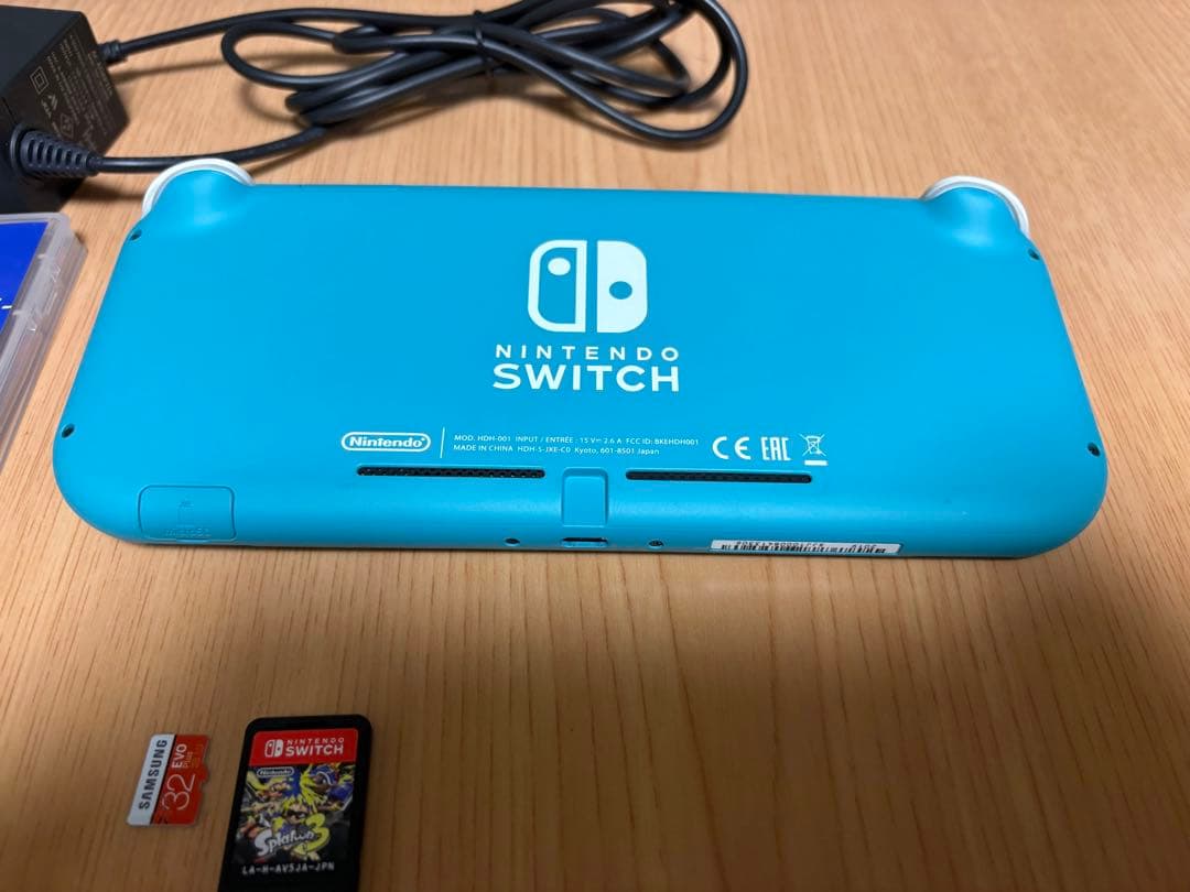 任天堂　スイッチ　ライト　ターコイズ　スプラ3 SD32GB、アダプターセット