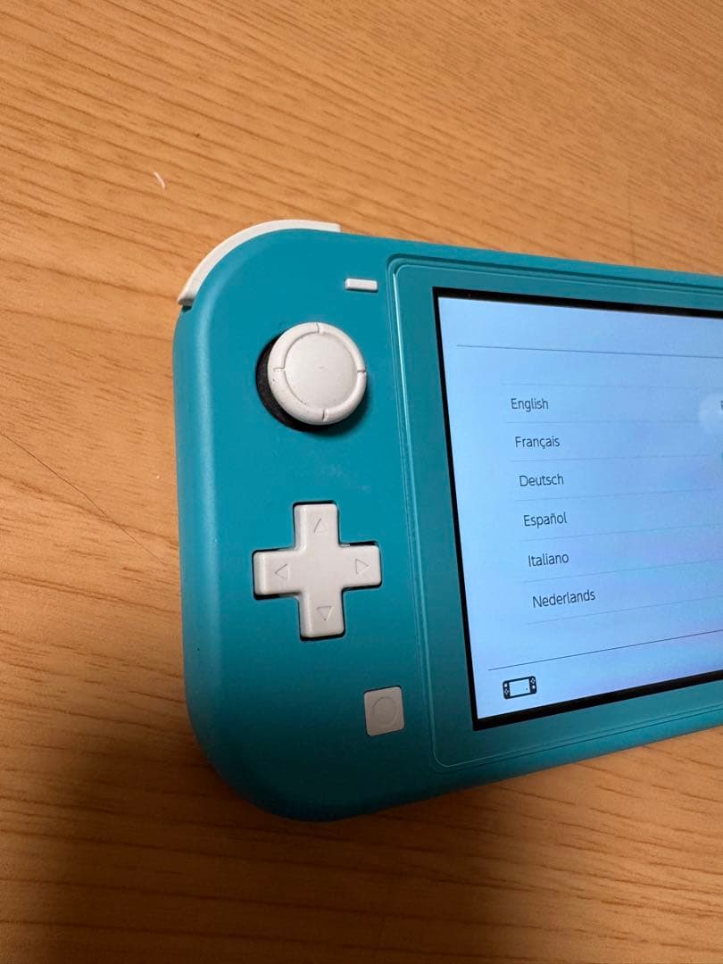 任天堂　スイッチ　ライト　ターコイズ　スプラ3 SD32GB、アダプターセット