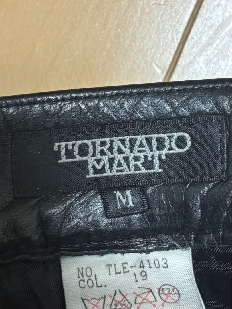 TORNADO MART レザーフレア レースアップ Python柄 十字 M