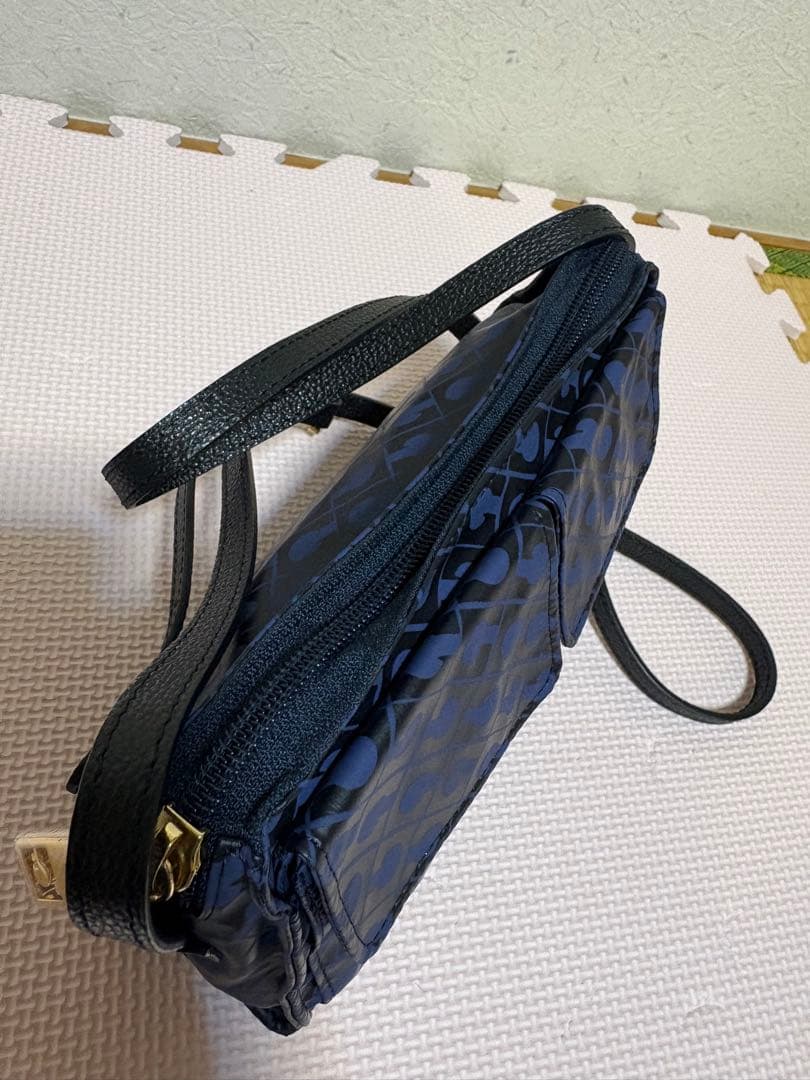 ゲラルディーニ☆ソフティ☆定番人気ポシェット☆☆イタリア☆GHERARDINI