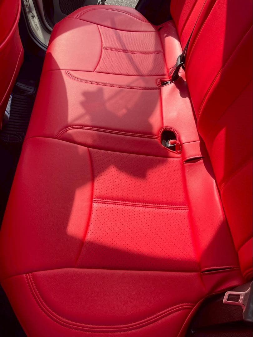 night　ヤリスクロス　シートカバー　RED