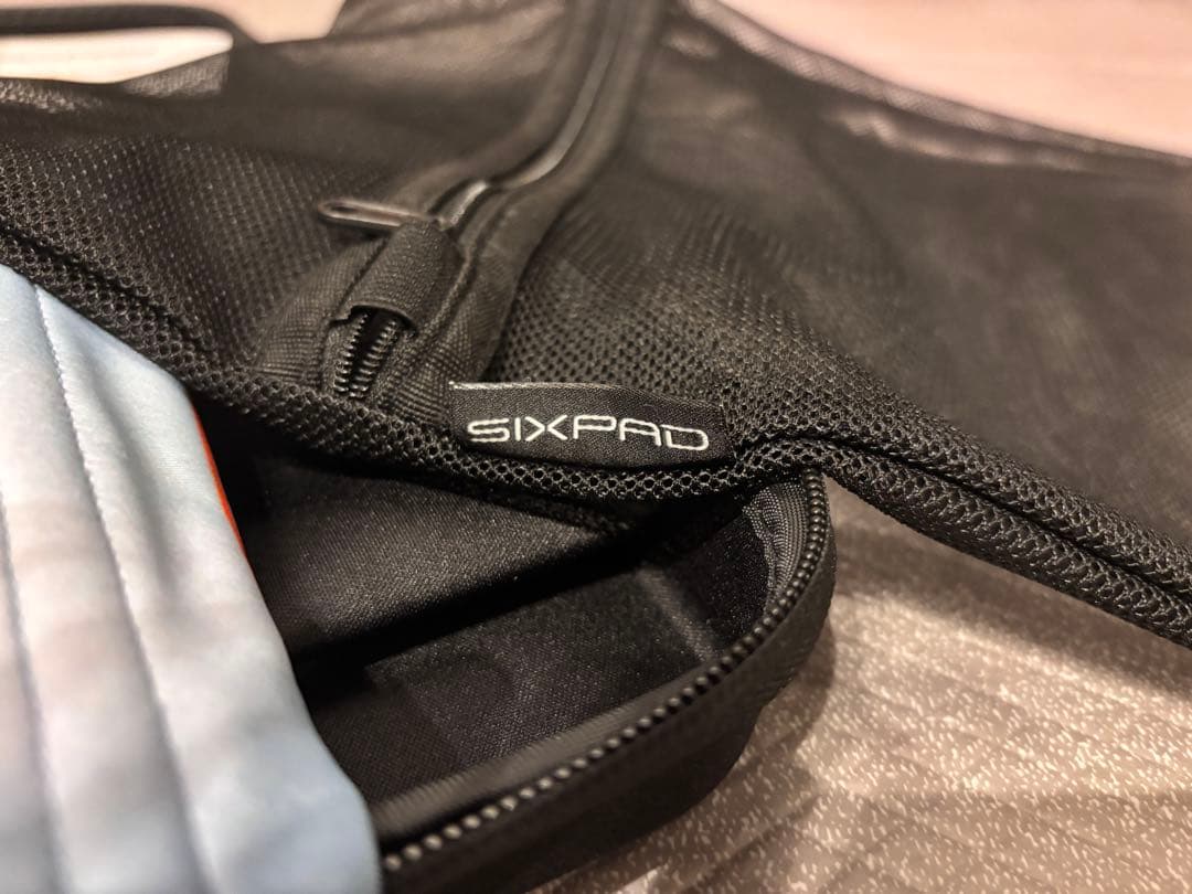 sixpad シックスパッド コアベルト　コントローラー付き