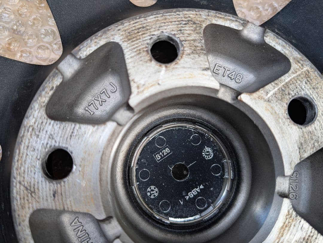 マナレイスポーツ　ユーロスピード　17インチ　7.0J　114.3　5穴　4本