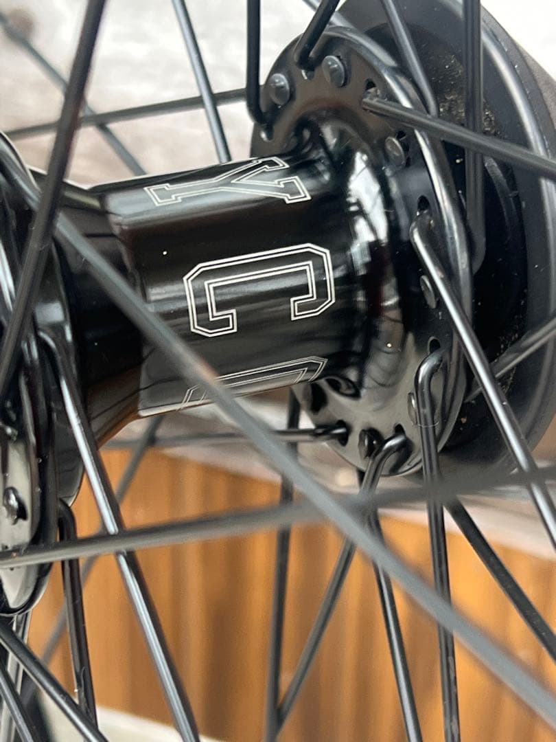 BMX リアホイールCOLONY Pintour Maleハブガード付き)