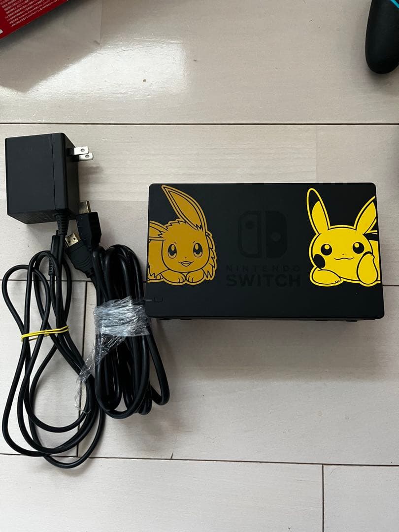 Nintendo Switch （ドッグのみピカチュウ・イーブイデザイン）