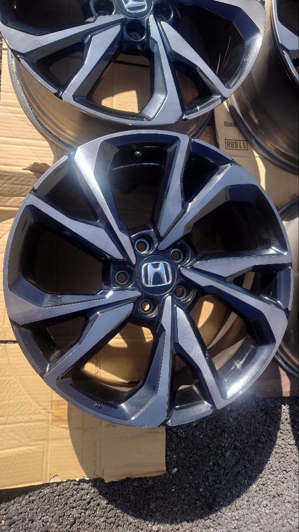 ①シビックハッチバック(FK7 )前期純正ホイール