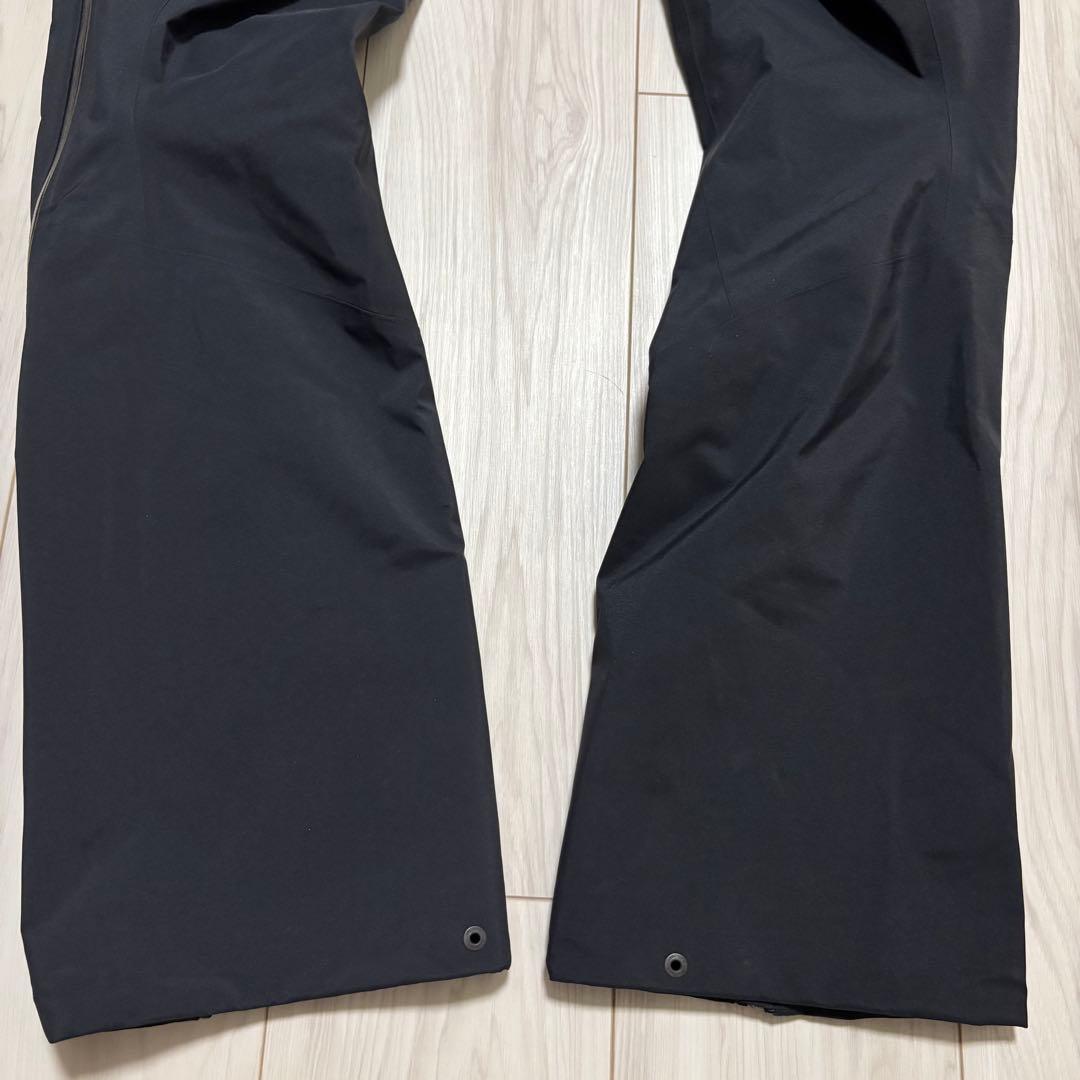 21年モデル　アークテリクス　ベータパンツ　Ｍサイズ　黒　ゴアテックス　シェル