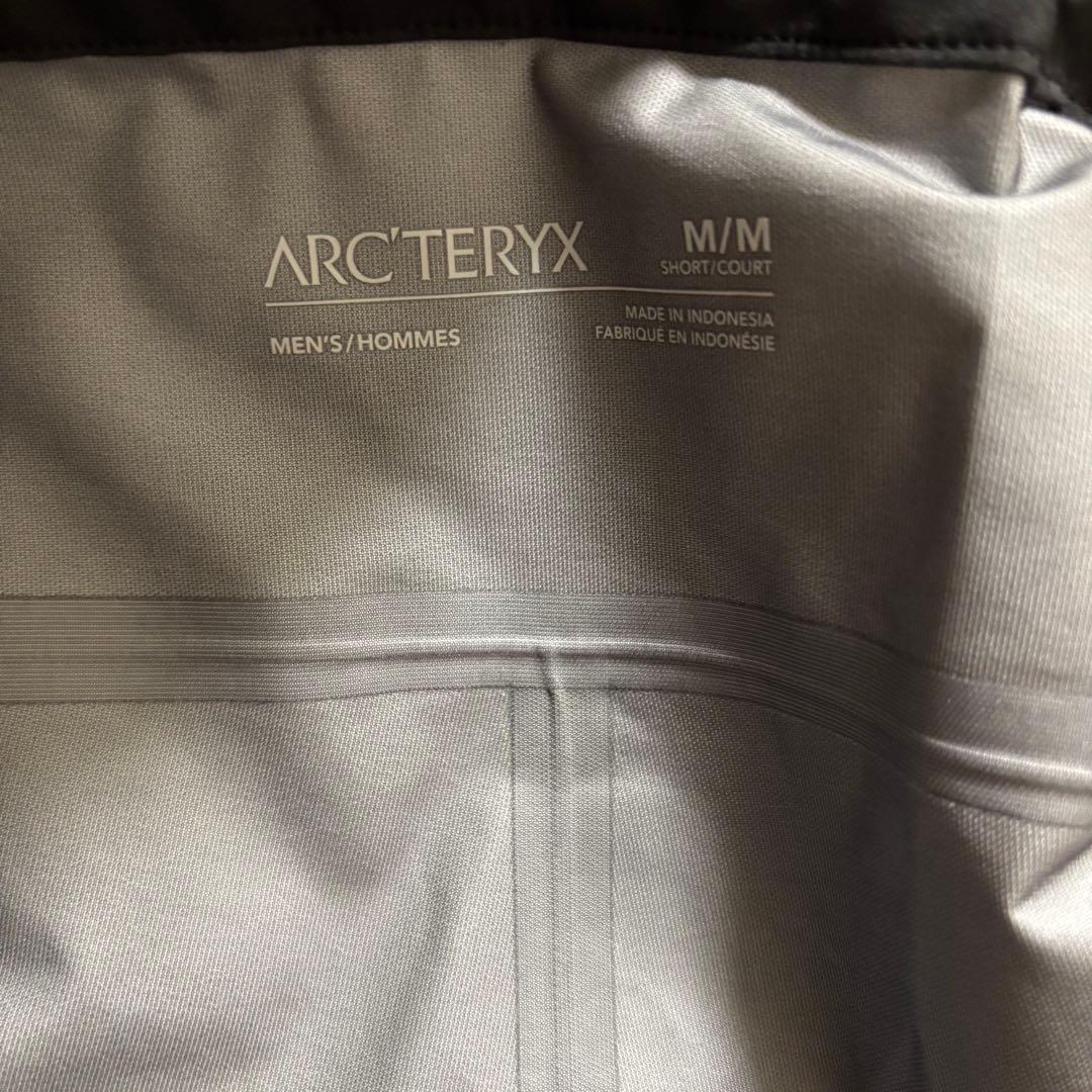 21年モデル　アークテリクス　ベータパンツ　Ｍサイズ　黒　ゴアテックス　シェル