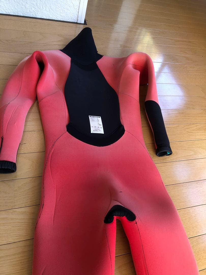 ライノチェイサー　レディースセミドライ　ネックエントリーウエットスーツ