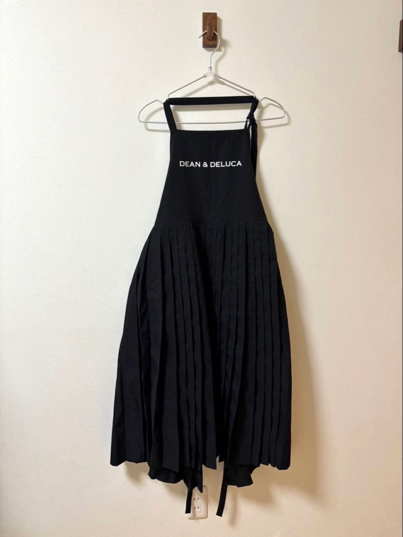 DEAN&DELUCA✖️BEAMS COUTUREプリーツエプロンドレス