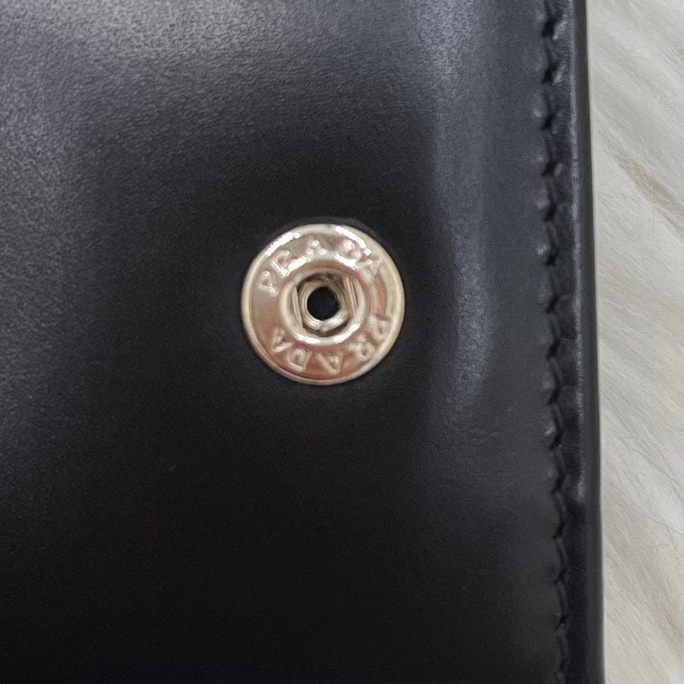 未使用級✨PRADAプラダ サフィアーノ キーケース　ブラック