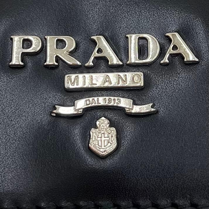 未使用級✨PRADAプラダ サフィアーノ キーケース　ブラック