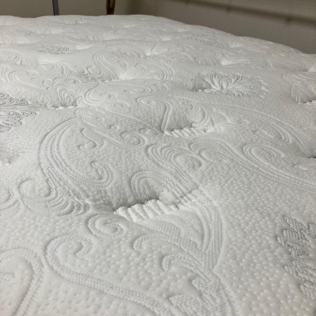 シーリーベッド　クラウンジュエル　エメラルドIV　セミダブル