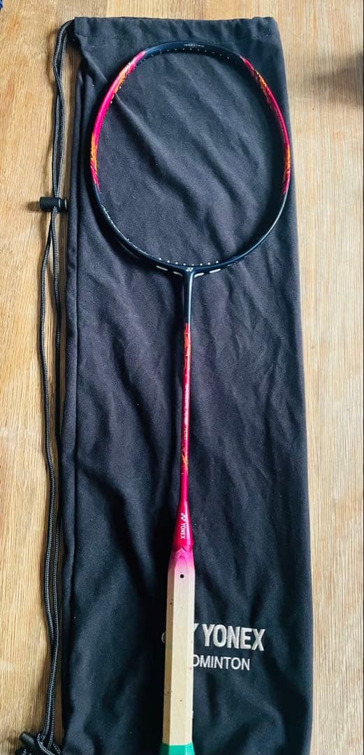 バドミントン　ラケット　ナノフレア700 4UG6