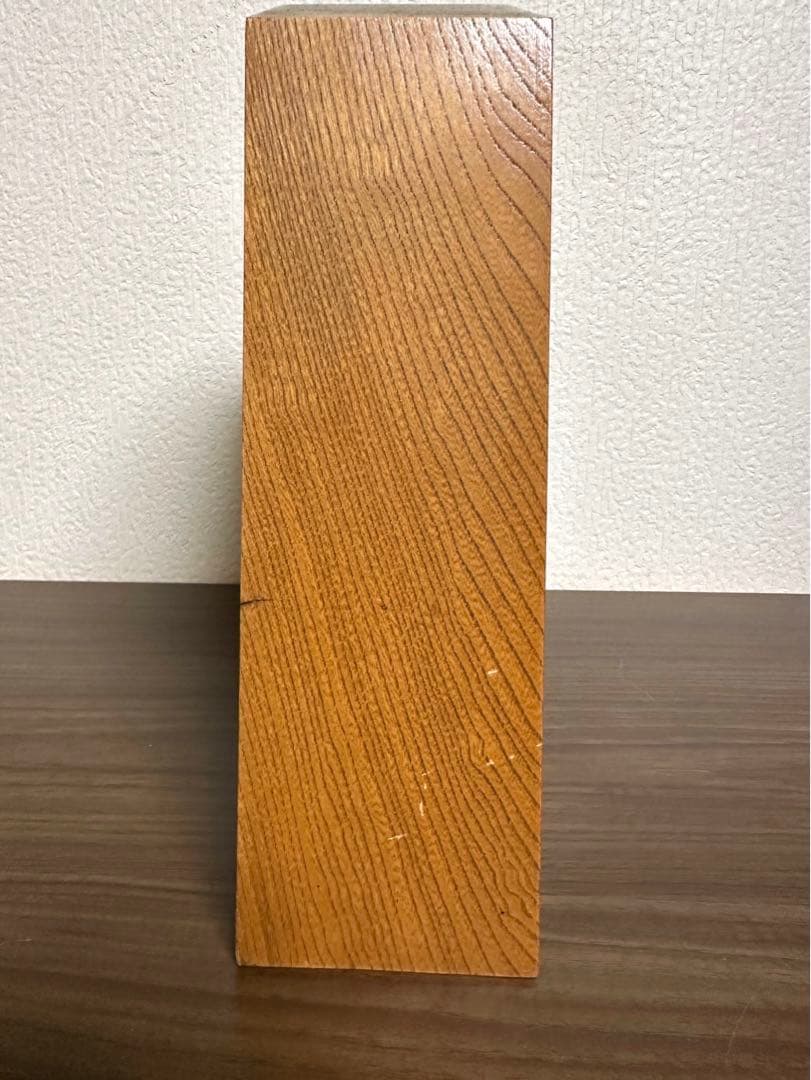 縁起物 王将 将棋の駒　木製　一刀作　インテリア 置き物　オブジェ　9寸