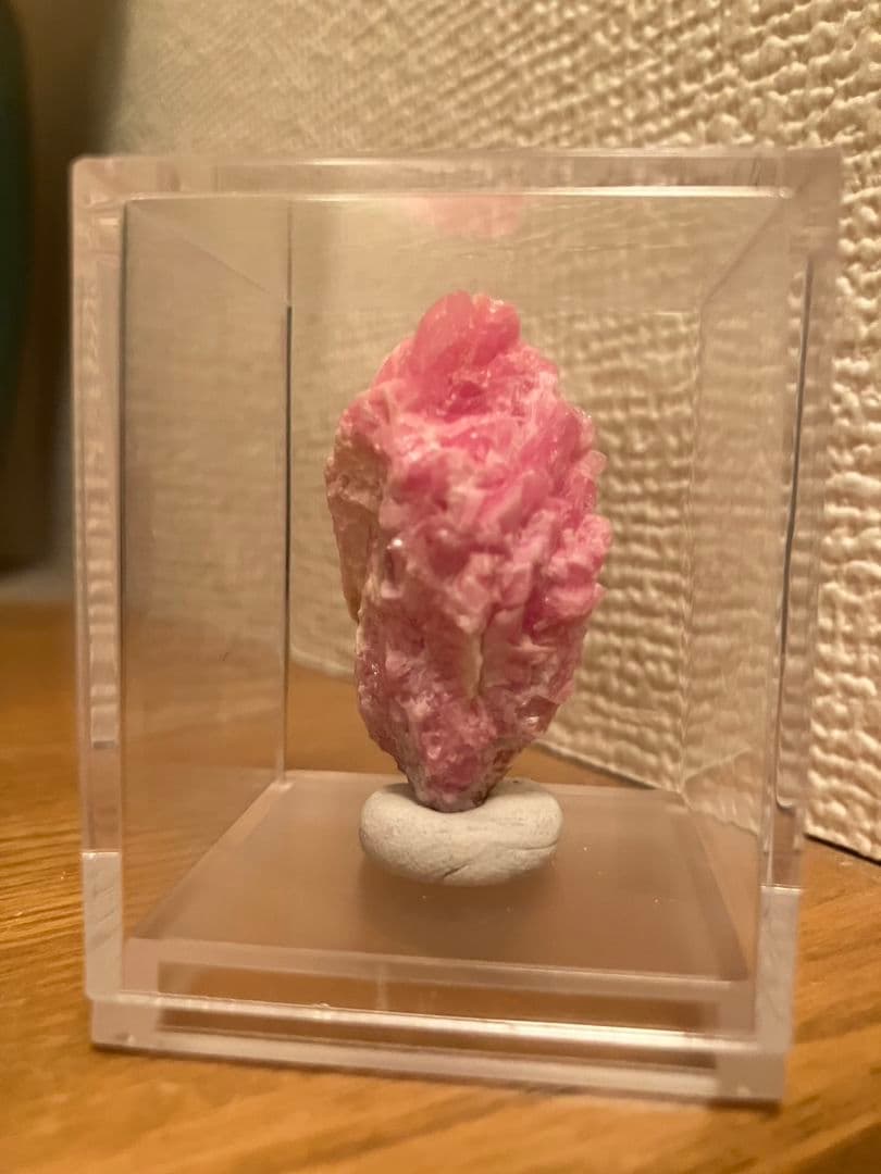 高品質、コレクションサイズ‼️北海道稲倉石鉱山産　ロードクロサイト原石