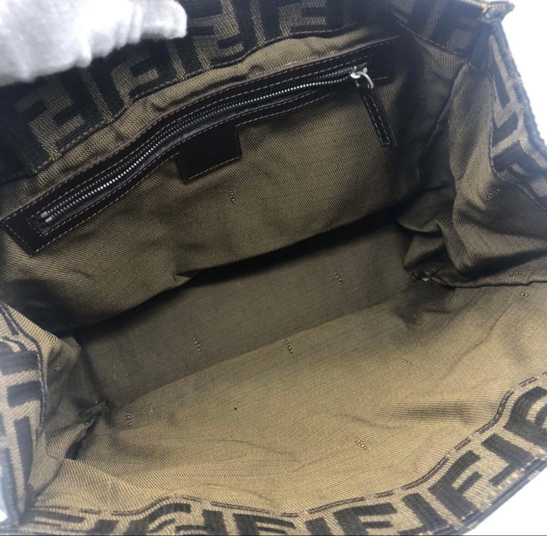 フェンディ　トートバッグ　ズッカ　FF金具