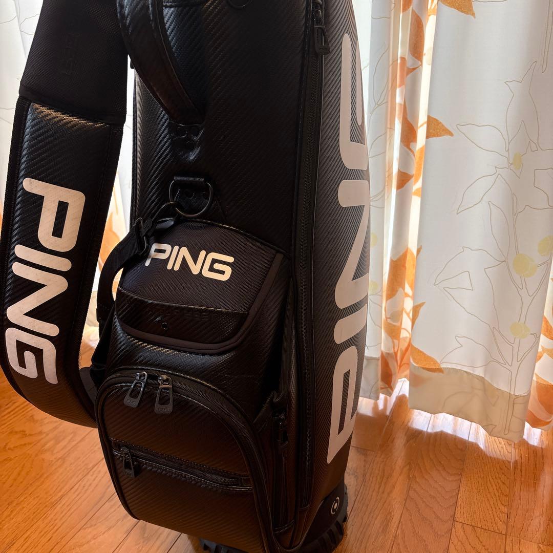 PING キャディバッグ 黒9.5型