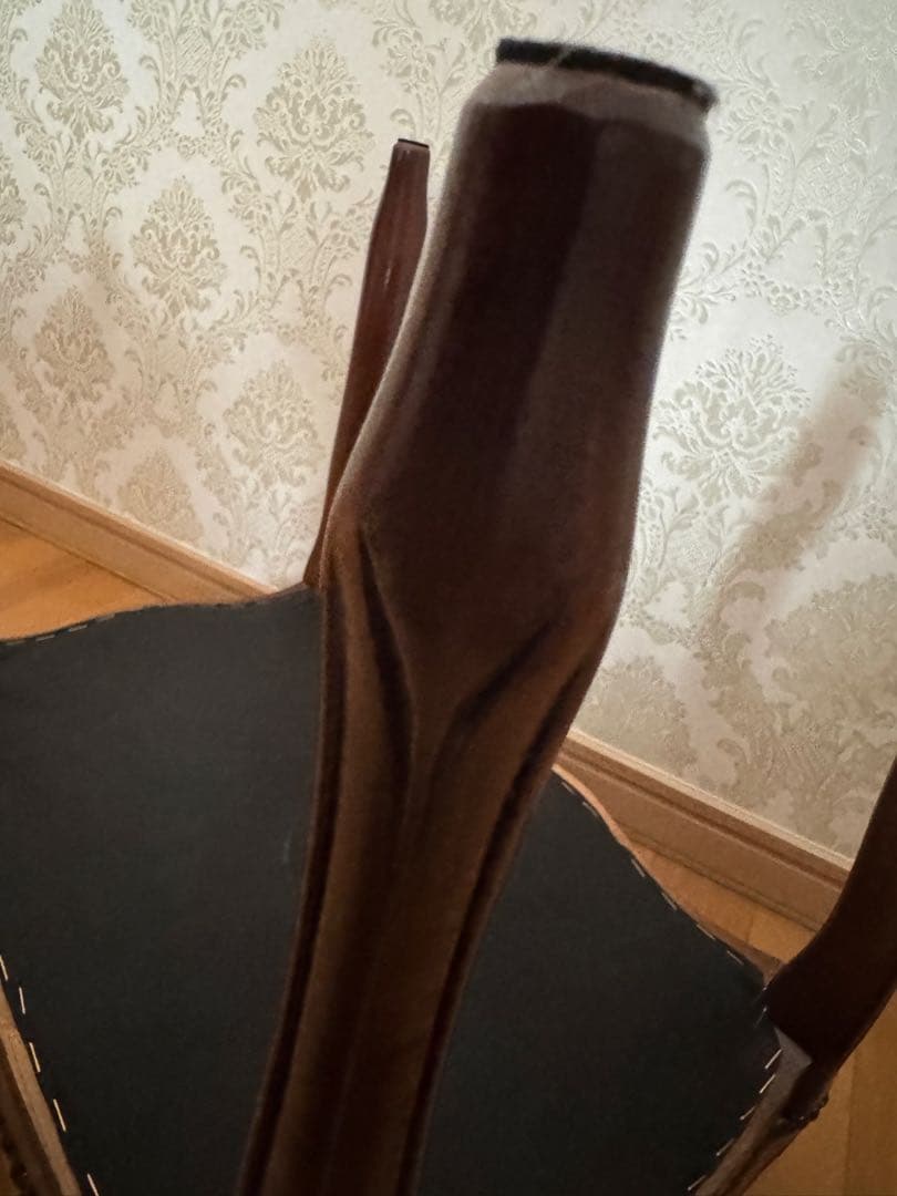 よっしです。 イタリア製 ルネッサンス椅子