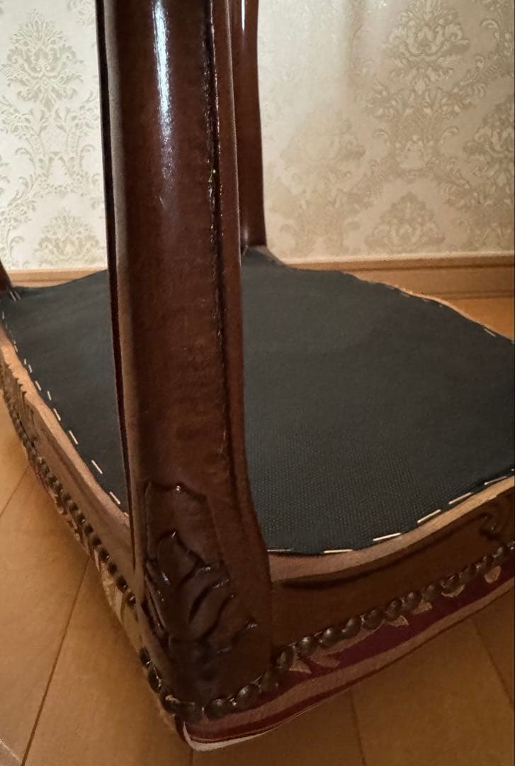 よっしです。 イタリア製 ルネッサンス椅子