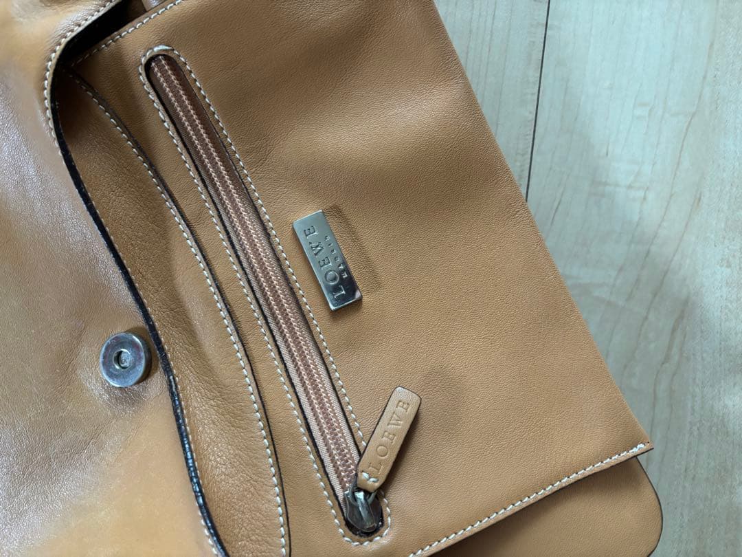 【最終価格】中古　ロエベ　キャメル　ショルダー　メッセンジャー　保存袋あり