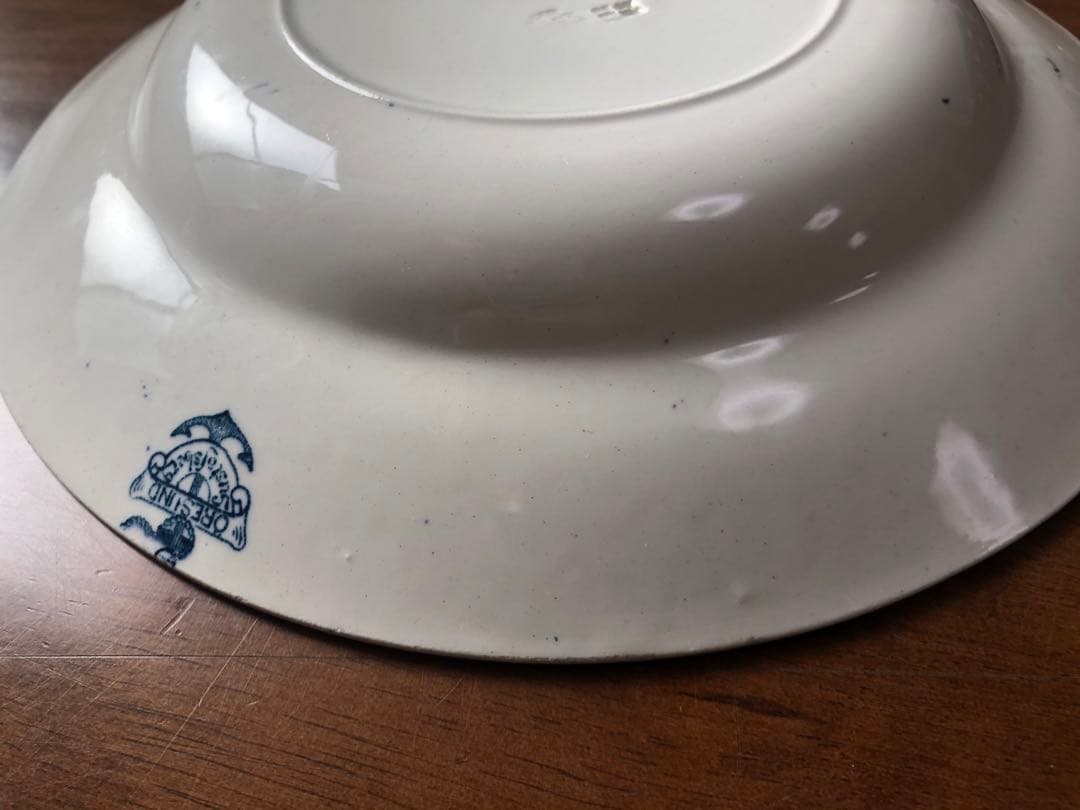 グスタフスベリ オーレンスド　カモメディーププレート23cm