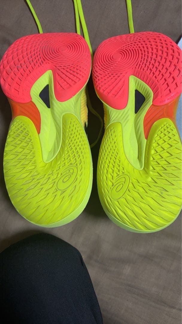 アシックス　バレーボールシューズ　メタライズ2