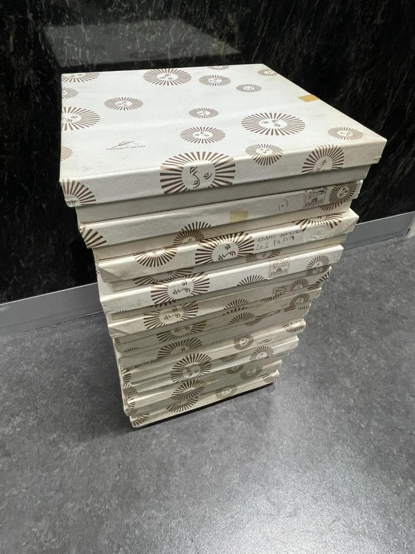 フォルナセッティ テマ・エ・ヴァリアツィオーニ　お皿12枚セット