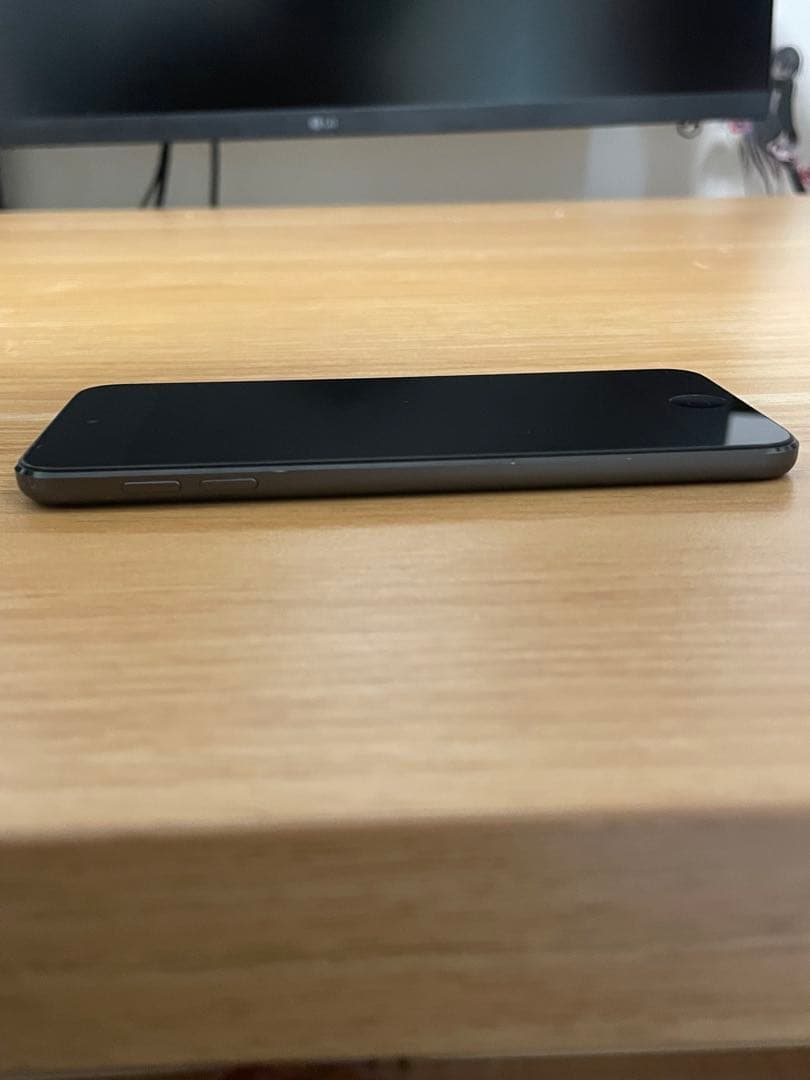 iPod touch 第7世代 32gb A2178 MVHW2J/A