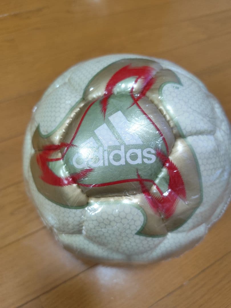 FIFAサッカーワールドカップ 日韓 2002 公式球 adidas JFA