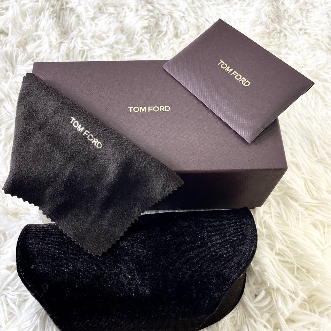 トムフォード　TOM FORD サングラス　hyde ハイド　箱　ケース付き