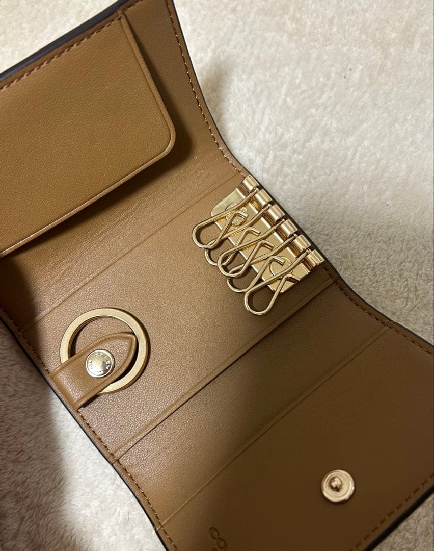 COACH フラワープリント キーケース