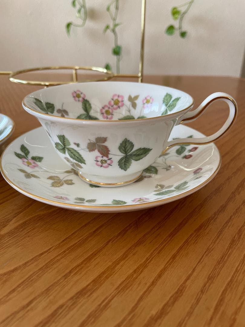 お値下げ【新品 シール付】ウェッジウッド　ワイルドストロベリー　 2客