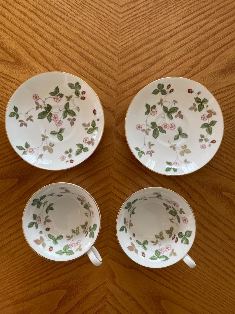 お値下げ【新品 シール付】ウェッジウッド　ワイルドストロベリー　 2客