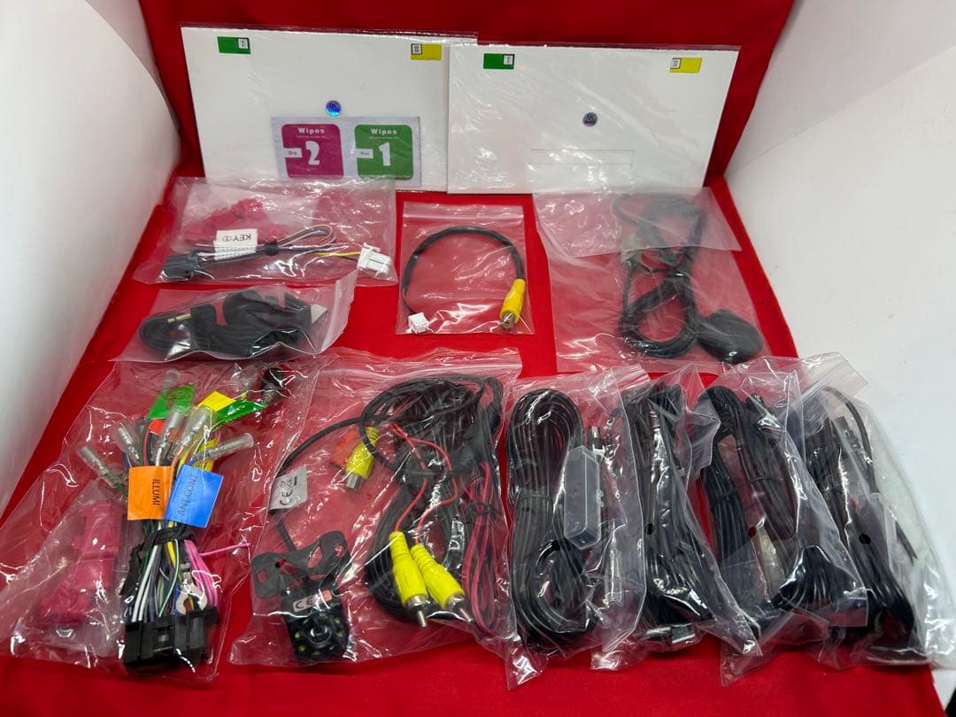 美品⭐︎ MDV-D706BTW 2025年秋地図　ハイレゾ　新品バックカメラ付