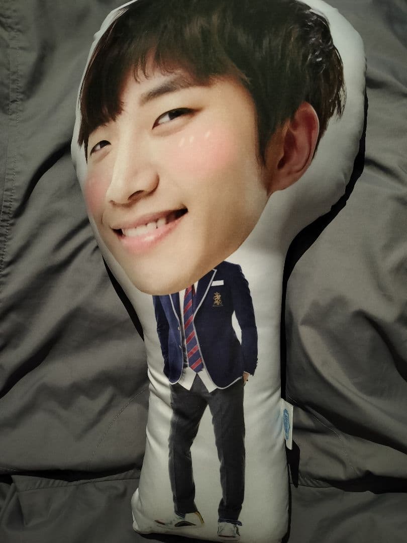 2PM　ジュノ　JUNHO　ミチン高アニヤ クッション