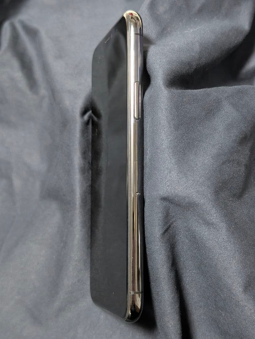 【美品】Apple iPhone 11 Pro 64GB 容量93%